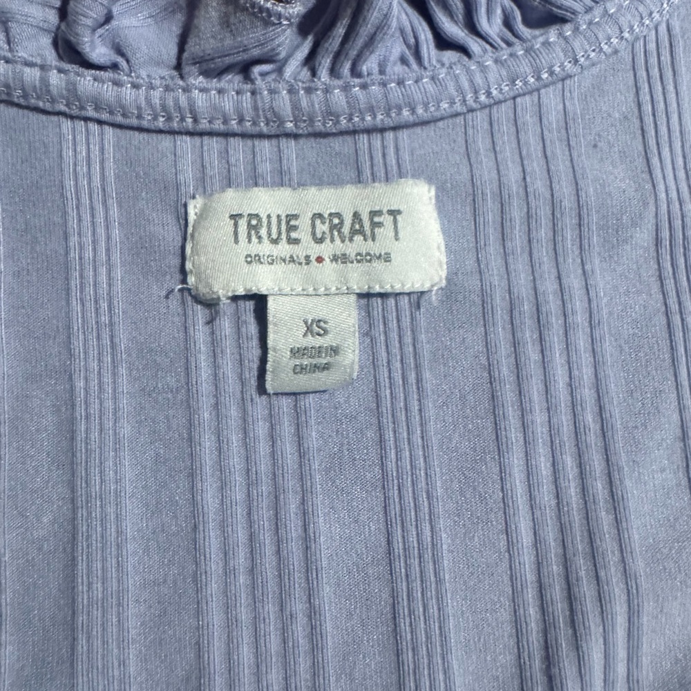 True Craft Ruffle Tank Top - Picture 3 of 3